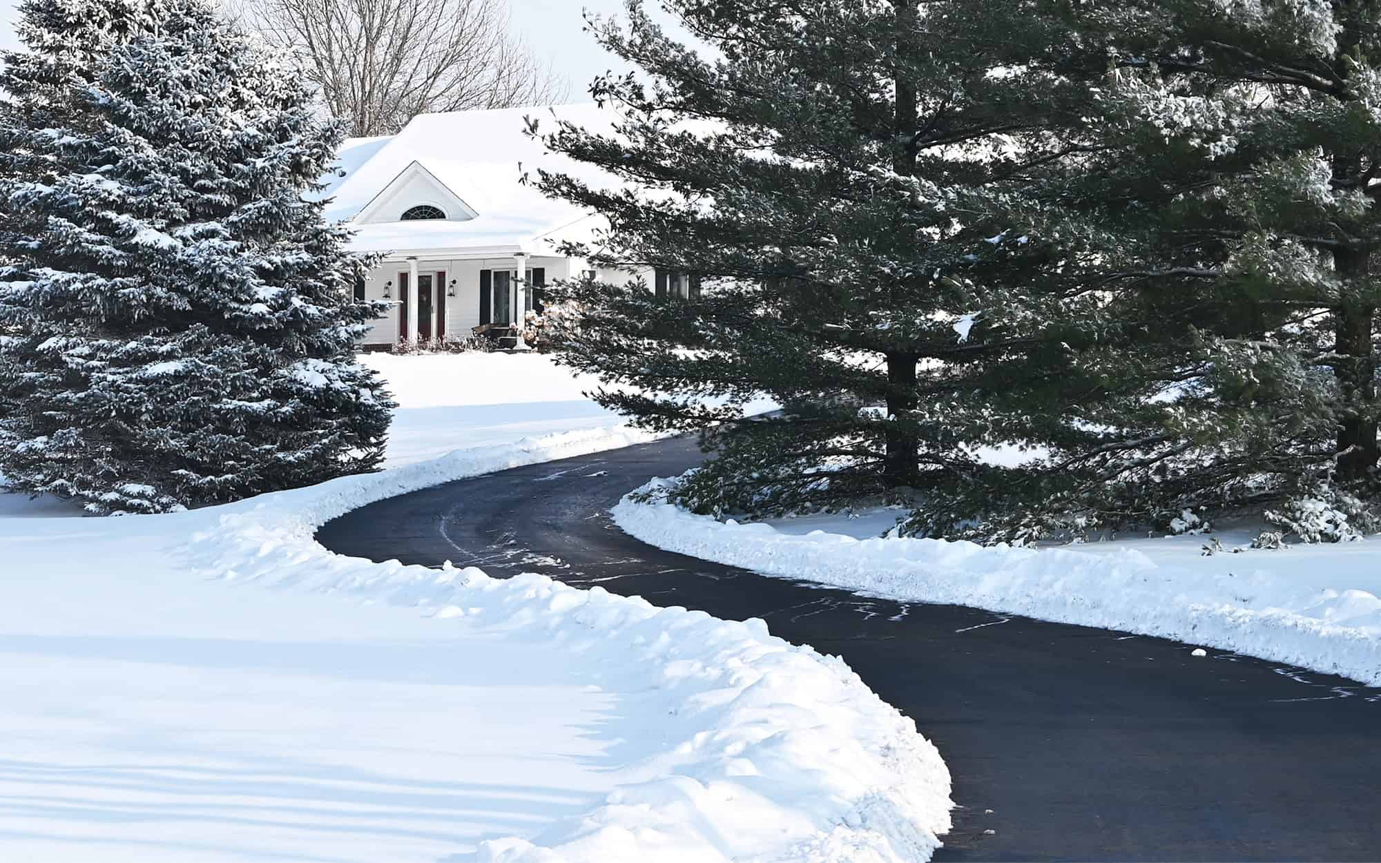 Why Seasonal Changes in Kansas City Impact Your Asphalt Driveway’s Lifespan